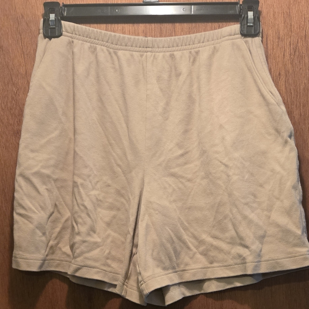 Lands' End Women's Athletic Shorts in Beige SzM10-12 NEW No Tags - Picture 5 of 5